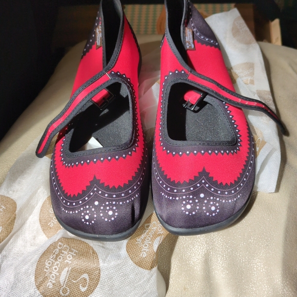 Hot Chocolate Design Habana Carmine Women's Shoes Size 10 US - Picture 1 of 14